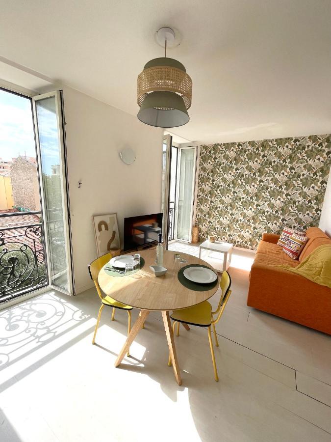 Ferienwohnung Menton Studio Face Au Jardin Bioves Fetes Des Citrons 3Min De La Mer Exterior foto